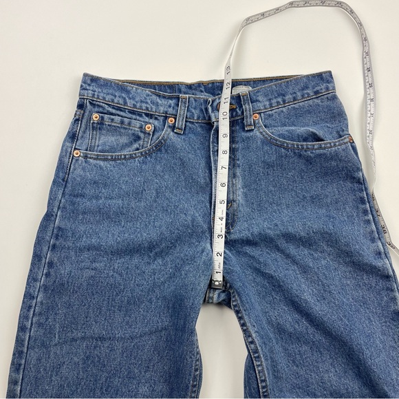 Vintage Levi’s 550 High Waist Waist fit Jeans - Picture 4 of 9